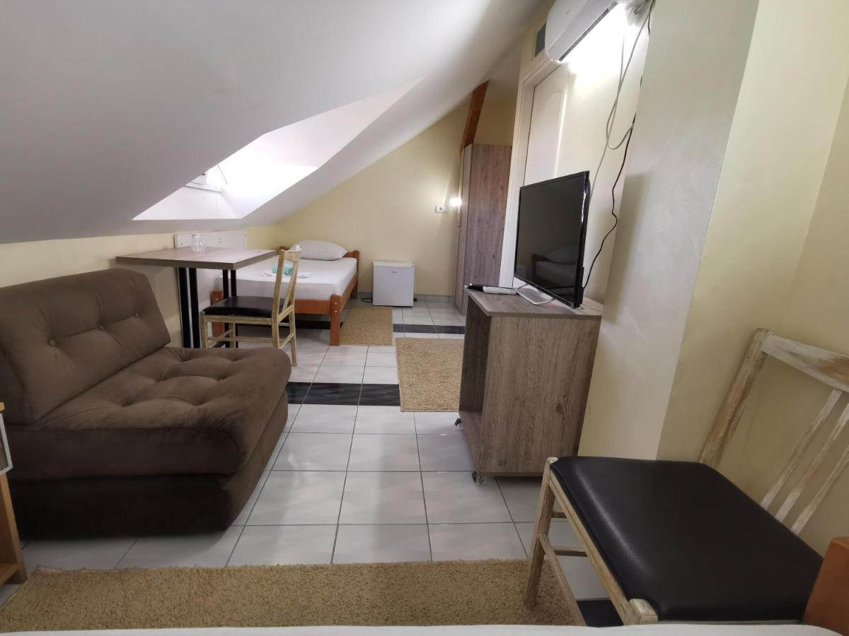 فندق Marex Centar Jabuka المظهر الخارجي الصورة